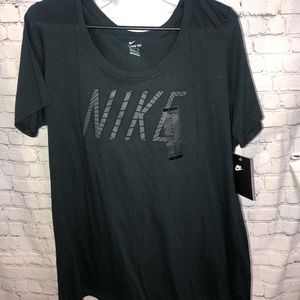 Brand new nike shirt